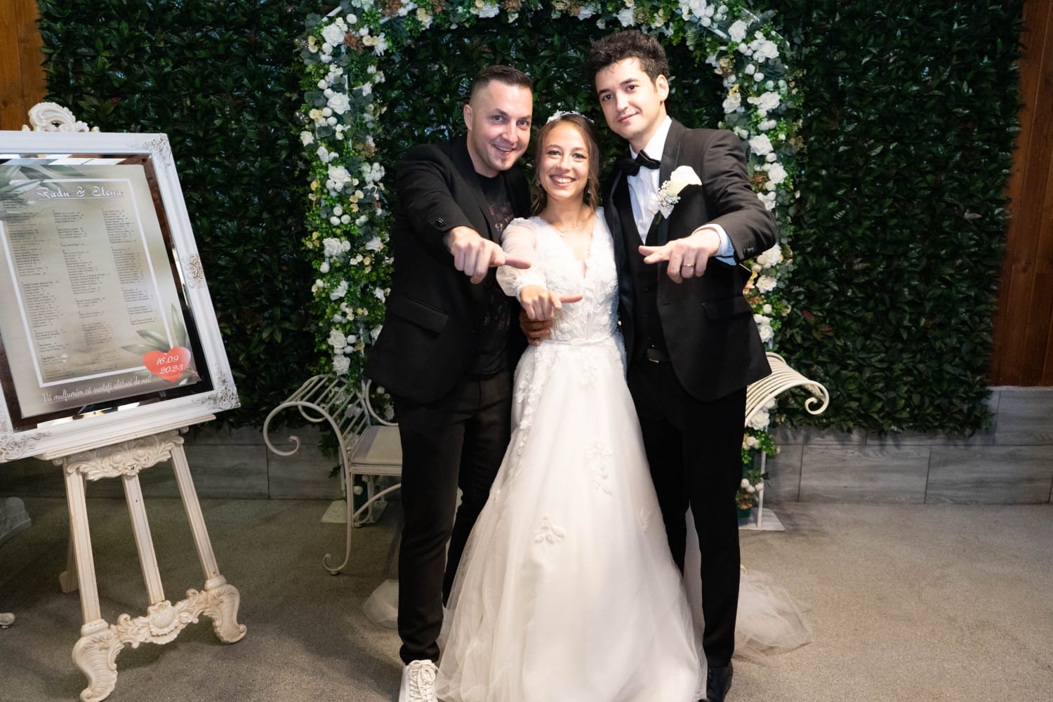 Read more about the article Elena & Radu